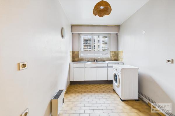 FRONT DE SEINE - APPARTEMENT EXCEPTIONNEL DE 138 M² VUE SEINE ET ÎLE DE LA JATTE.