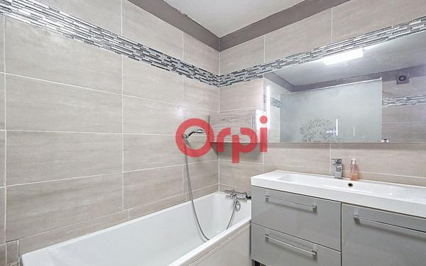 Appartement à vendre    4 pièces • 103 m2 La Seyne-sur-Mer