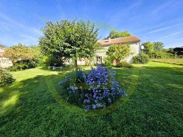 Maison à SAINT BONNET SUR GIRONDE (17150)