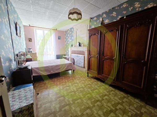 Maison à SAINT BONNET SUR GIRONDE (17150)