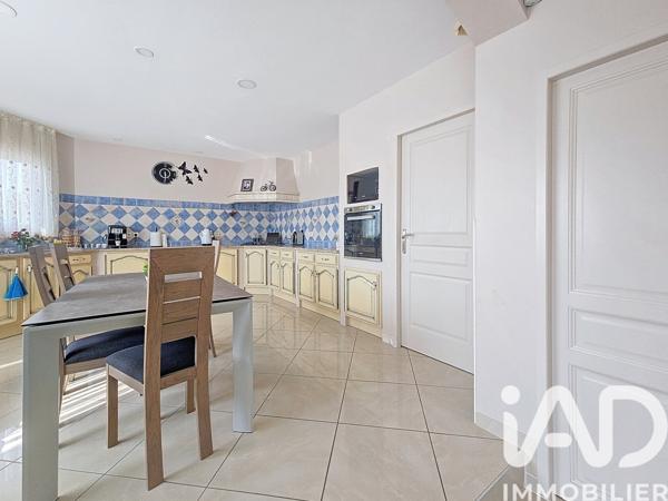 Maison à vendre 5 pièces 200 m² Trèbes
