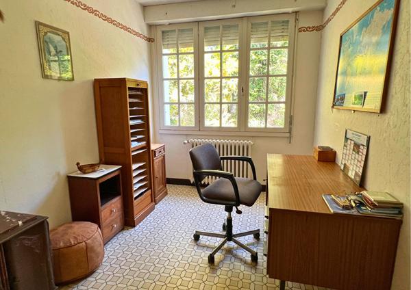 Ensemble immobilier sur un parc de 6 hectares !