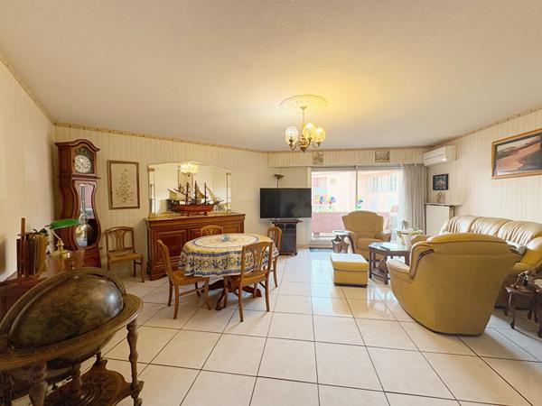 HYERES - Appartement T3 - Parking - Ascenseur