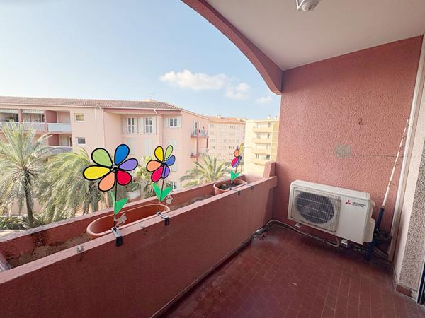 HYERES - Appartement T3 - Parking - Ascenseur