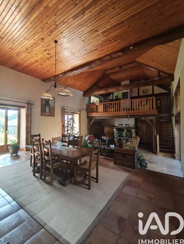 Maison à vendre 8 pièces 269 m² Moret-Loing-et-Orvanne