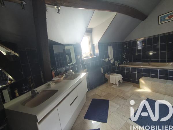 Maison à vendre 8 pièces 269 m² Moret-Loing-et-Orvanne