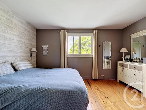 Maison à vendre  9 pièces - 175,03 m 2   STE GENEVIEVE DES BOIS  - 91