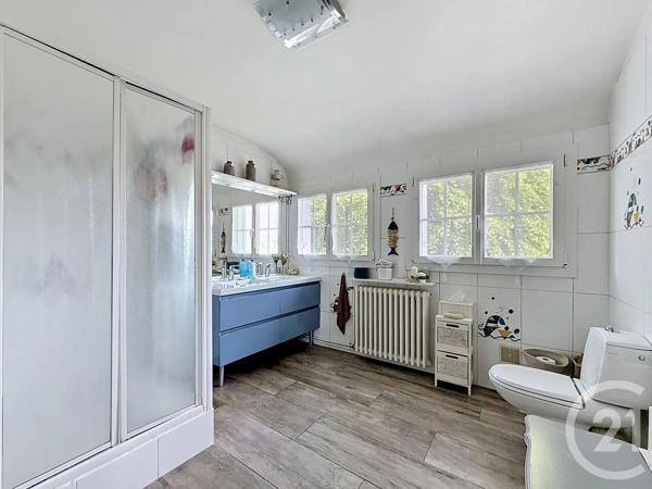 Maison à vendre  9 pièces - 175,03 m 2   STE GENEVIEVE DES BOIS  - 91