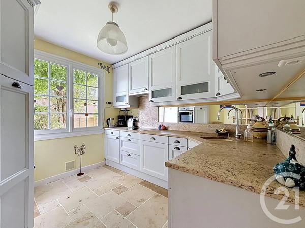 Maison à vendre  9 pièces - 175,03 m 2   STE GENEVIEVE DES BOIS  - 91