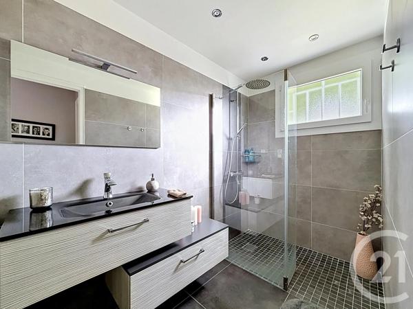 Maison à vendre  9 pièces - 175,03 m 2   STE GENEVIEVE DES BOIS  - 91