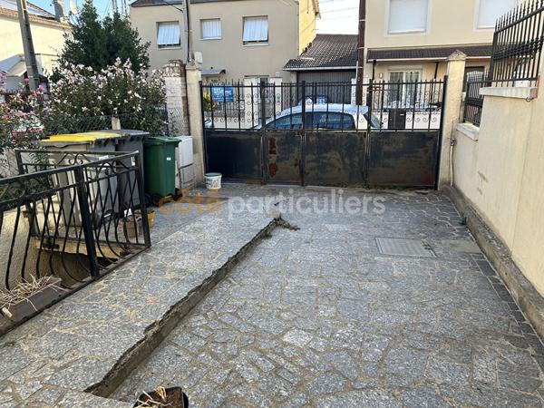 Vente
                Maison62 m² - 4 Pièces -
                    VILLENEUVE LE ROI (94290)