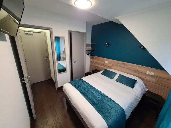 Local Commercial
         11 pièces
        - 202 m² Exclusivité 325 000 € *