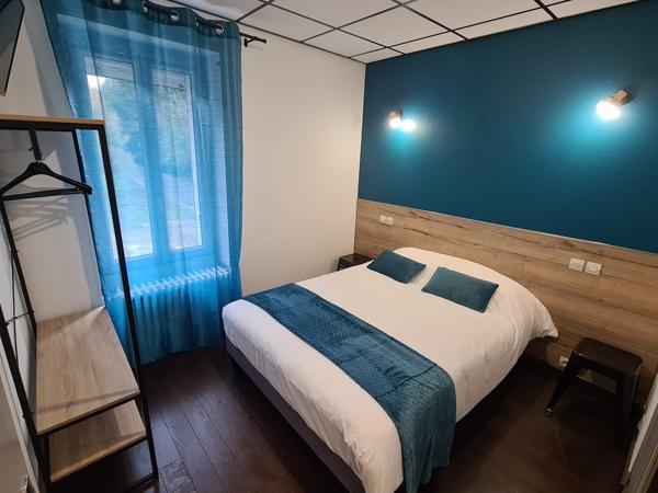 Local Commercial
         11 pièces
        - 202 m² Exclusivité 325 000 € *