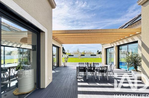 Maison à vendre 8 pièces 334 m² Saint-Laurent-la-Gâtine