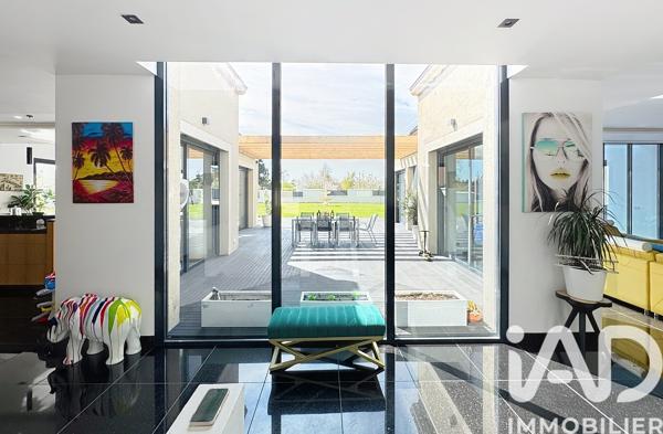 Maison à vendre 8 pièces 334 m² Saint-Laurent-la-Gâtine