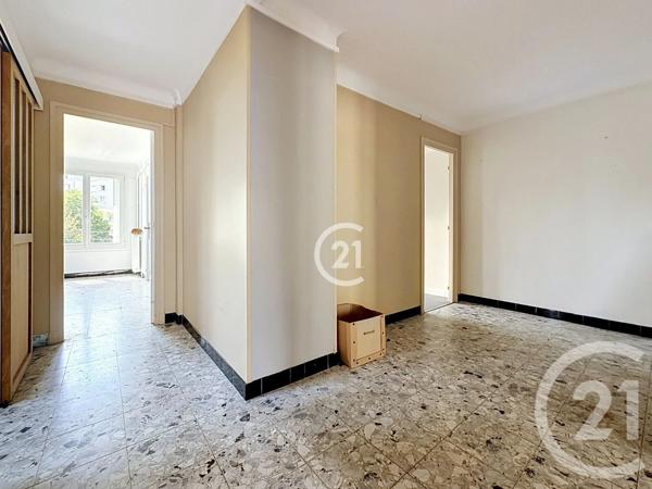Appartement F3 à vendre  3 pièces - 66,95 m 2   MONTREUIL  - 93