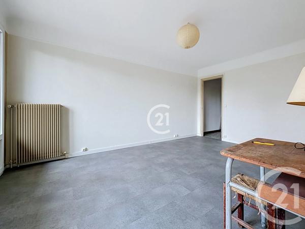 Appartement F3 à vendre  3 pièces - 66,95 m 2   MONTREUIL  - 93