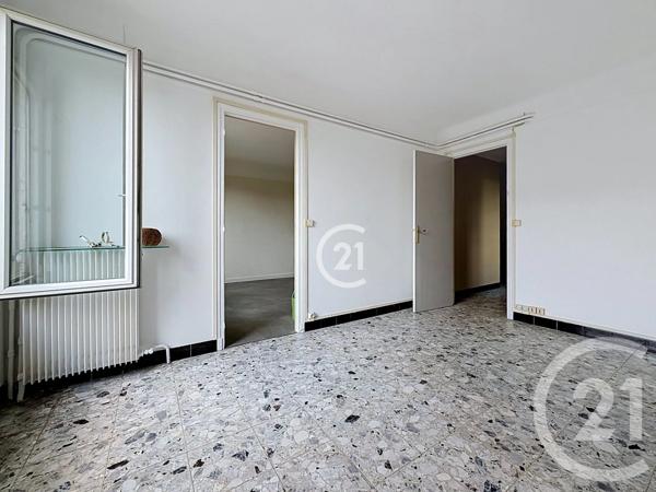 Appartement F3 à vendre  3 pièces - 66,95 m 2   MONTREUIL  - 93