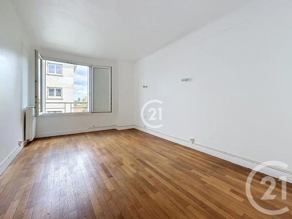 Appartement F3 à vendre  3 pièces - 66,95 m 2   MONTREUIL  - 93