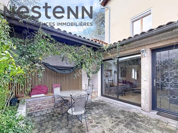 Maison de ville Type 3bis - Métro Cuire - Terrasse - Rénovée avec cachet de l'ancien