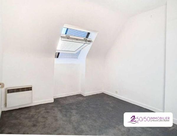 MAISON DANS QUARTIER CALME
