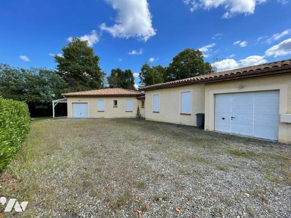 VILLECOMTAL/ARROS (32) Belle villa plain-pied de 2006 sur 615m².