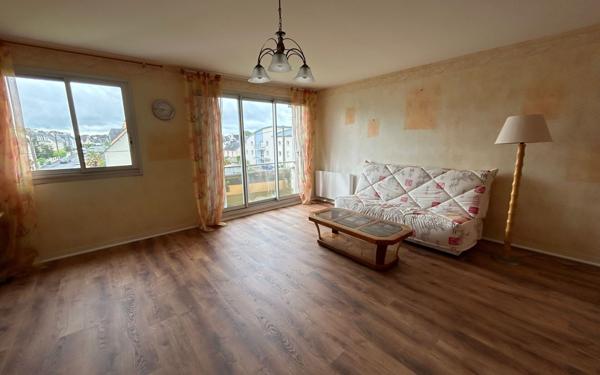 Appartement à louer    2 pièces • 63 m2 Landivisiau