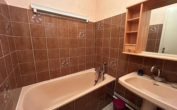 Appartement à louer    2 pièces • 63 m2 Landivisiau