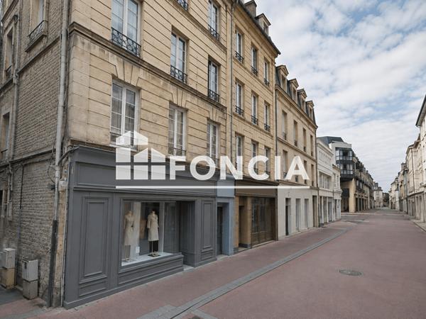 Location Studio meublé 26.06 m² - 19 RUE DE BRAS Caen 14000