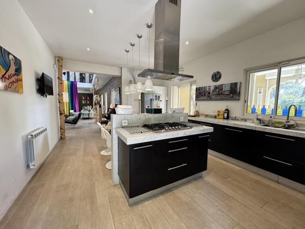 Mouans-Sartroux: Gande villa plain-pied