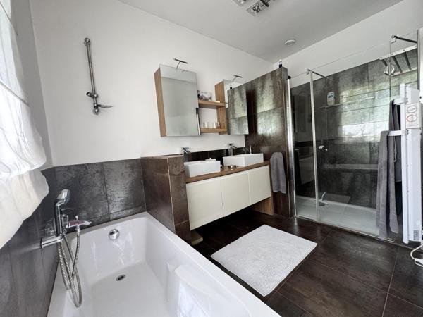 Mouans-Sartroux: Gande villa plain-pied