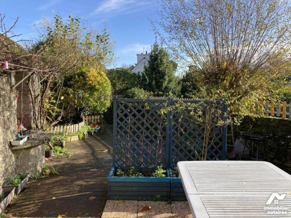 VIAGER, BAUD CENTRE VILLE, MAISON MITOYENNE AVEC GARAGE ET JARDINET / REF 31RLC