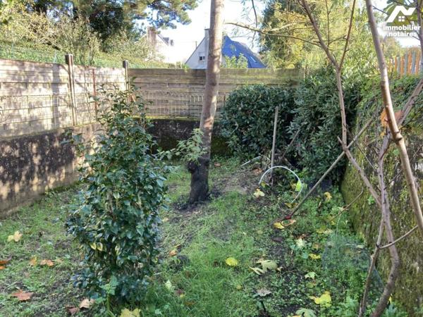 VIAGER, BAUD CENTRE VILLE, MAISON MITOYENNE AVEC GARAGE ET JARDINET / REF 31RLC