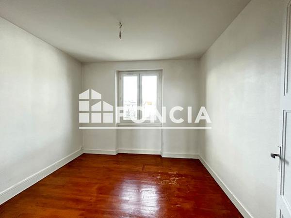 Location Appartement 4 pièces 66.1 m² - 8 RUE RABELAIS Clermont Ferrand 63100