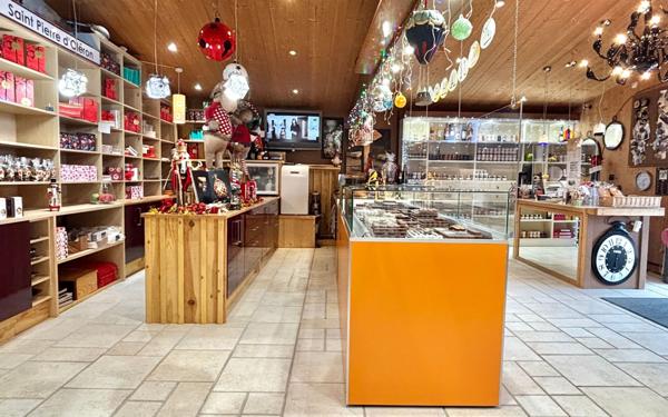 Maison à vendre    9 pièces •  Saint-Pierre-d'Oléron