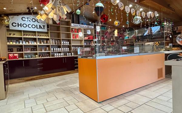 Maison à vendre    9 pièces •  Saint-Pierre-d'Oléron