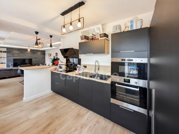 APPARTEMENT T3 À VENDRE À LANNILIS (29870) - CENTRE HISTORIQUE - MODERNE - 72 M² HABITABLES - CAVE