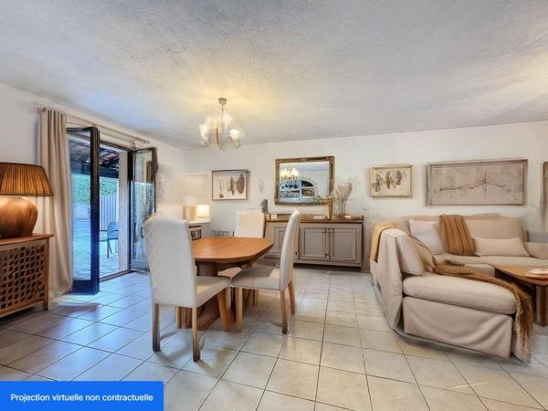 VILLA 89M² climatisée avec Piscine et Garage