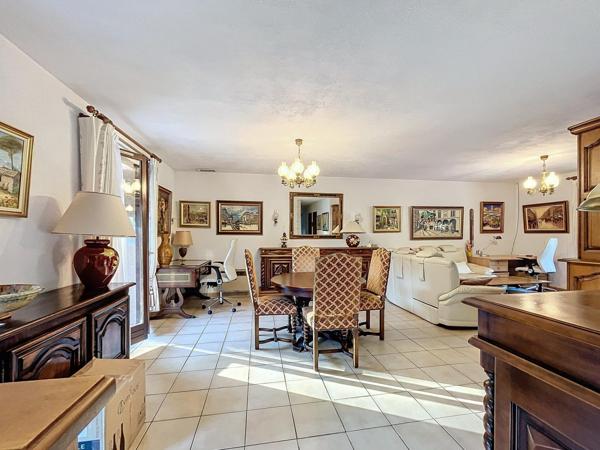 VILLA 89M² climatisée avec Piscine et Garage