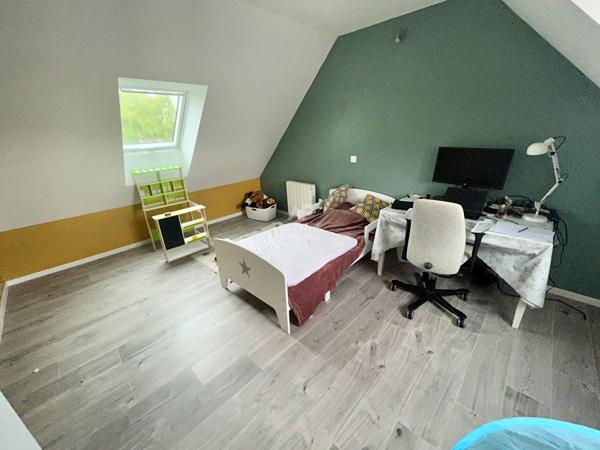 Maison Carrieres Sous Poissy 5 pièce(s) 132 m2 Loyer 1 650 €/mois **  - Référence  9289