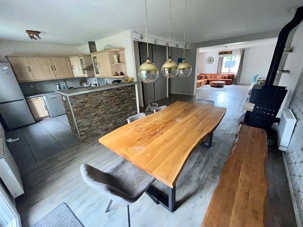 Maison Carrieres Sous Poissy 5 pièce(s) 132 m2 Loyer 1 650 €/mois **  - Référence  9289