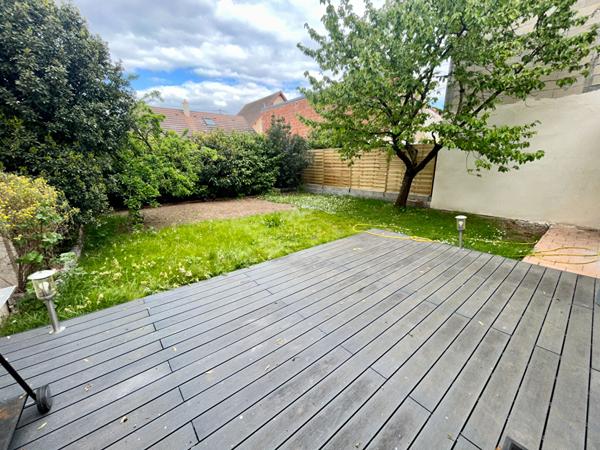 Maison Carrieres Sous Poissy 5 pièce(s) 132 m2 Loyer 1 650 €/mois **  - Référence  9289