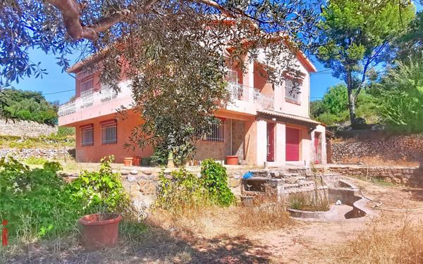 Maison à vendre    5 pièces •  Ollioules