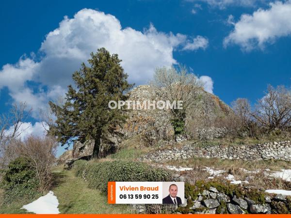 À Vendre – Maison de Village à Apchon, idéale Premier Achat, Résidence Secondaire ou Investissement Locatif