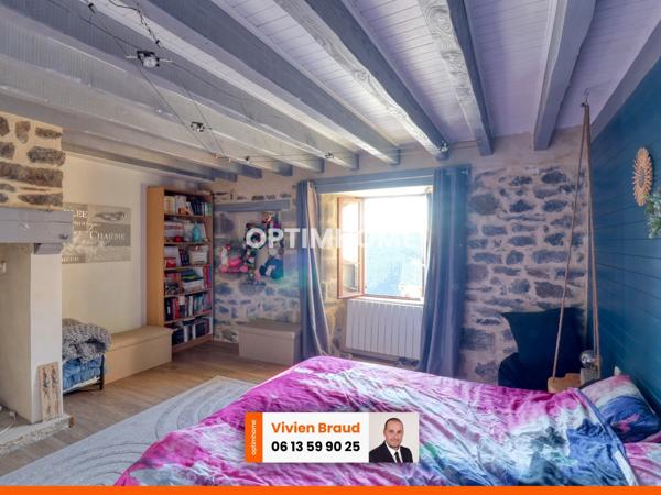 À Vendre – Maison de Village à Apchon, idéale Premier Achat, Résidence Secondaire ou Investissement Locatif