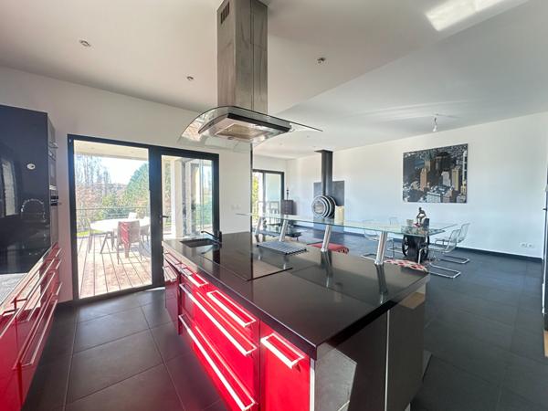 Maison d'architecte -2014- DPE B - 4 chambres - PISICNE