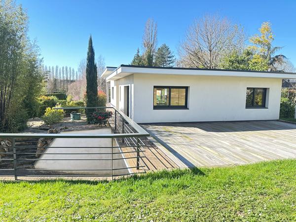 Maison d'architecte -2014- DPE B - 4 chambres - PISICNE