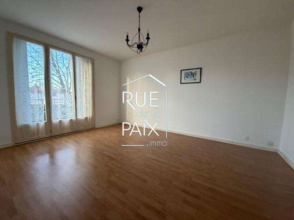 79200 PARTHENAY Appartement T2 à Parthenay - 43,83 m2