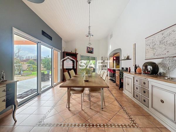 À vendre – Belle maison familiale de plus de 200 m² au calme, sans vis-à-vis – Quartier Brioudes