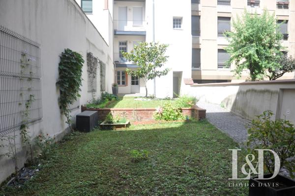 Toulouse T2 épuré – Balcon – proche métro – petite copro – Proche Garonne